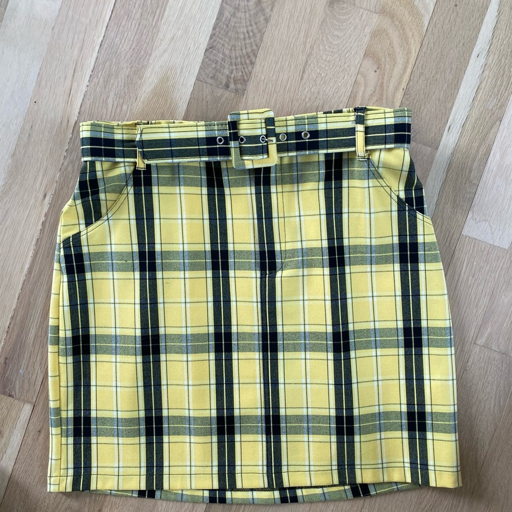 Hollister yellow plaid ultra high rise mini skirt